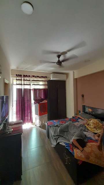 3 BHK Flat In 11th Avenue  For Sale  In Gaur City 2