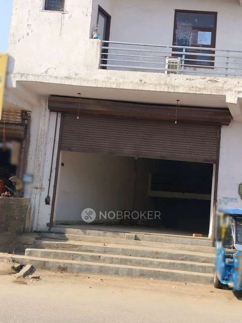 Shop in Nangloi, Delhi for Rent 