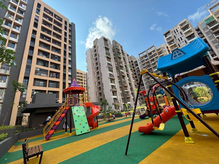 2 BHK Flat In Rustomjee Global City Virar for Rent  In Clubone 