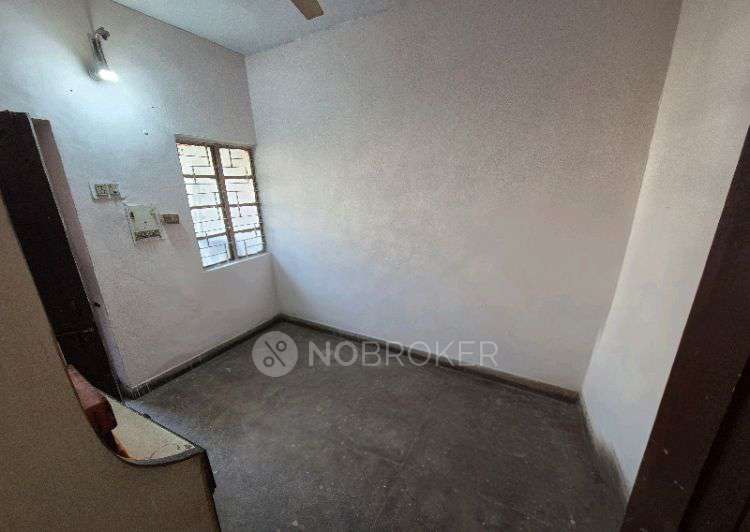 3 BHK Flat In J Block, Mig Flats, Ashok Vihar For Sale  In J18, J Block, Police Colony, Pocket J, Phase 1, Ashok Vihar, New Delhi, Delhi, 110052, India