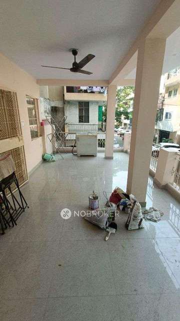 2 BHK Flat In Gh 5&7 Apartment For Sale  In Paschim Vihar