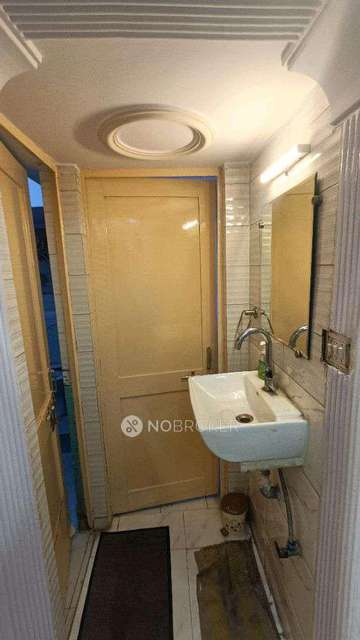 2 BHK Flat In Gh 5&7 Apartment For Sale  In Paschim Vihar