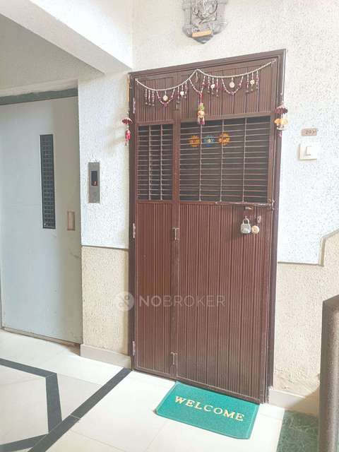 2 BHK Flat In Bhakti Pearl  For Sale  In Thane West