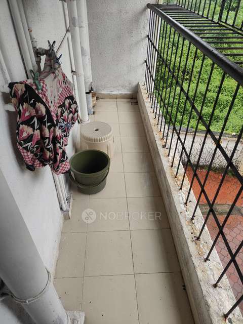 2 BHK Flat In Bhakti Pearl  For Sale  In Thane West