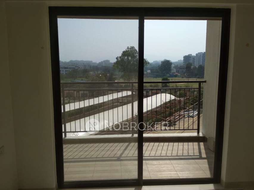 2 BHK Flat In Kalpataru Serenity for Rent In Manjari Budruk