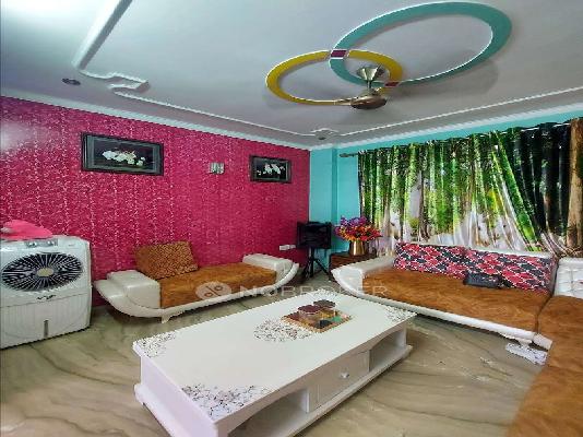 3 BHK Flat For Sale  In Azadpur