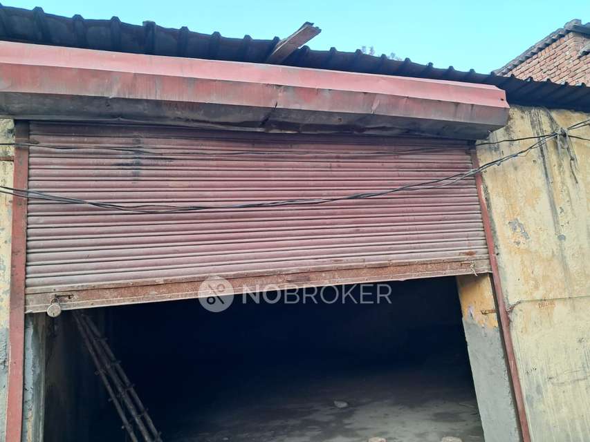 Godown/Warehouse in  Neb Sarai, Delhi for Rent 