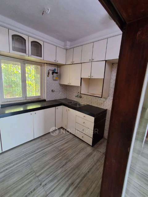 2 BHK Flat In Sagar Dharshan For Sale  In Prabhadevi