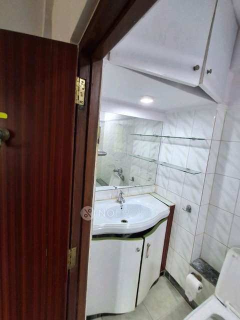 2 BHK Flat In Sagar Dharshan For Sale  In Prabhadevi