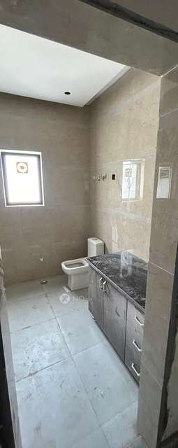 4 BHK House For Sale  In Sainik Farm 