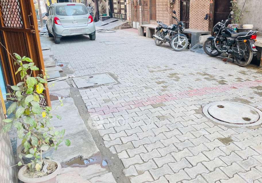 1 BHK Flat In Vrindavan Garden For Sale  In Sahibabad