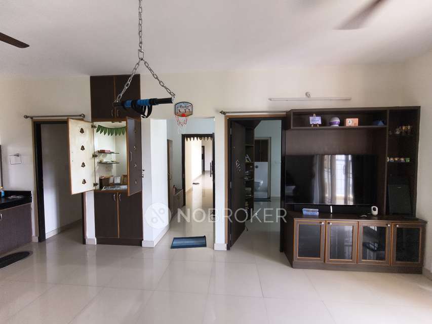 2 BHK Flat In L For Sale  In Siruseri