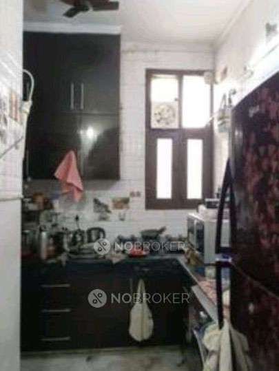 4+ BHK Flat For Sale  In Rohini