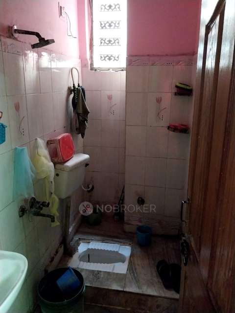 2 BHK Flat In Krishnakunj Apartment For Sale  In Shalimar Garden