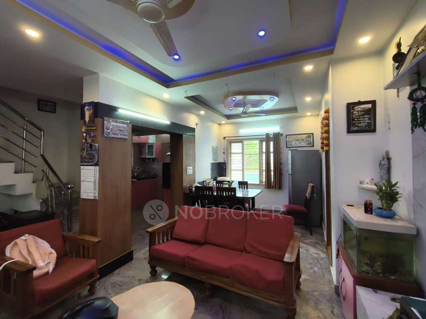 4+ BHK House For Sale  In Jalahalli West