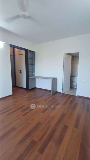 3 BHK Flat In Brigade Golden Triangle for Rent  In Old Madras Road
