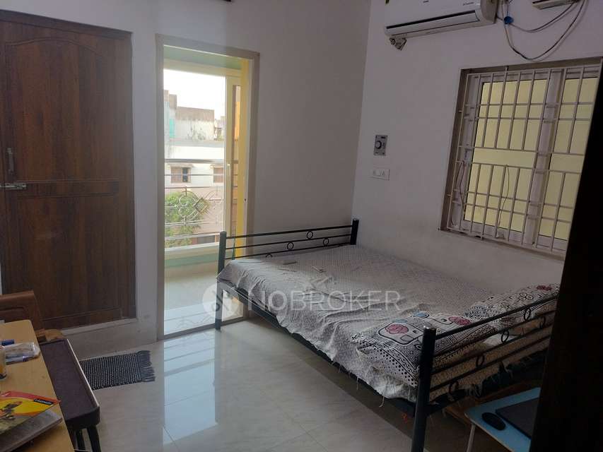 2 BHK Flat In Appartment For Sale  In Kolathur