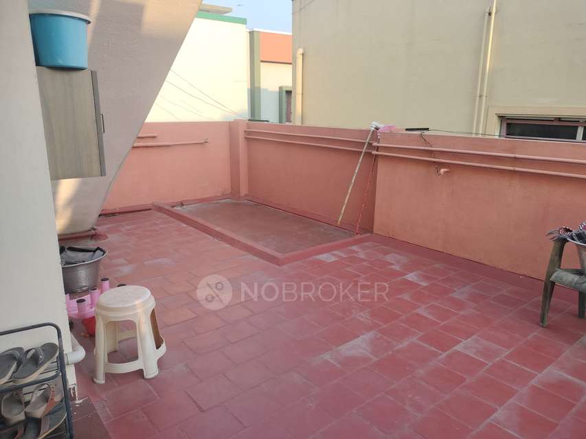 2 BHK Flat In Appartment For Sale  In Kolathur