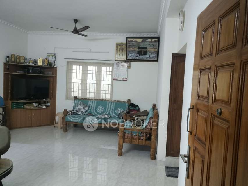 2 BHK Flat In Appartment For Sale  In Kolathur