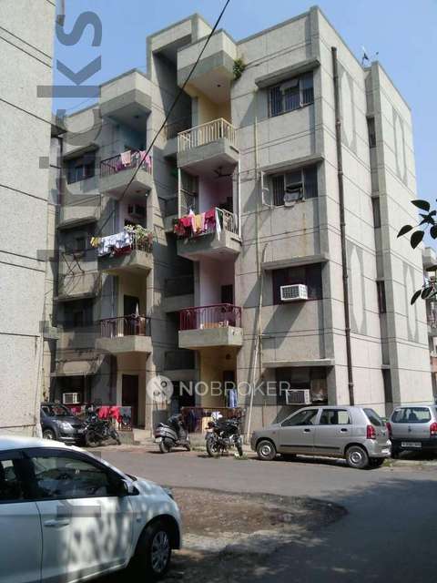 2 BHK Flat In Aeavalli Apartment Sector 52 for Rent  In Arawali Apartments