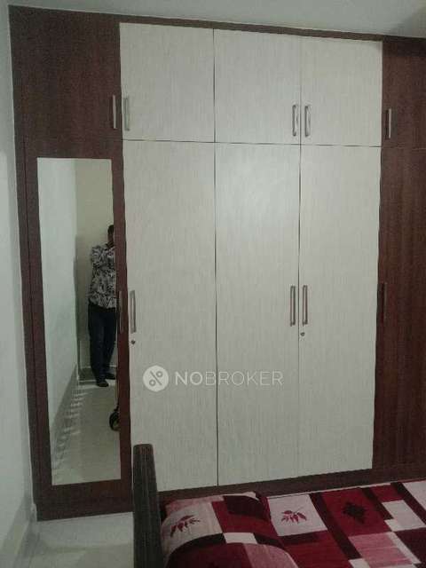 2 BHK Flat In Vaishnavi Oasis For Sale  In Jp Nagar 