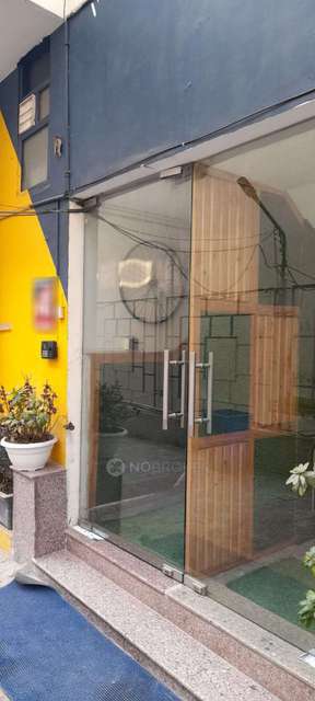 PG for Girls in Sector 45 