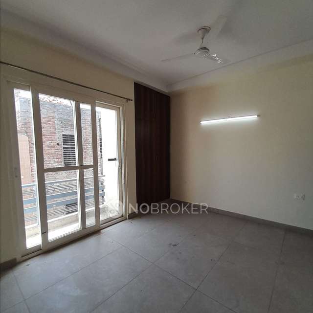 2 BHK Flat for Rent  In Dharam Pura