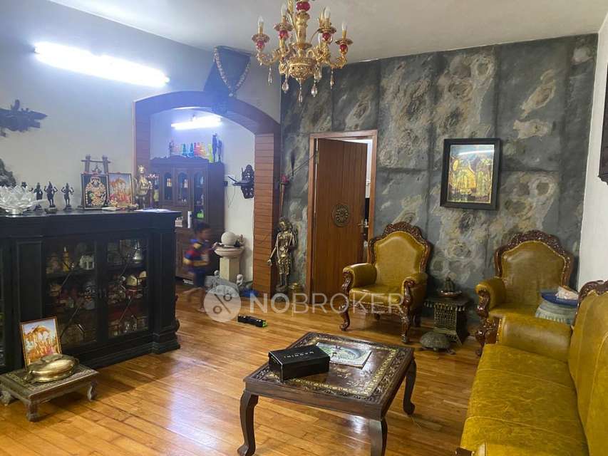 4 BHK Flat In Sathyanarayana Apartments for Rent  In Poes Garden, Teynampet