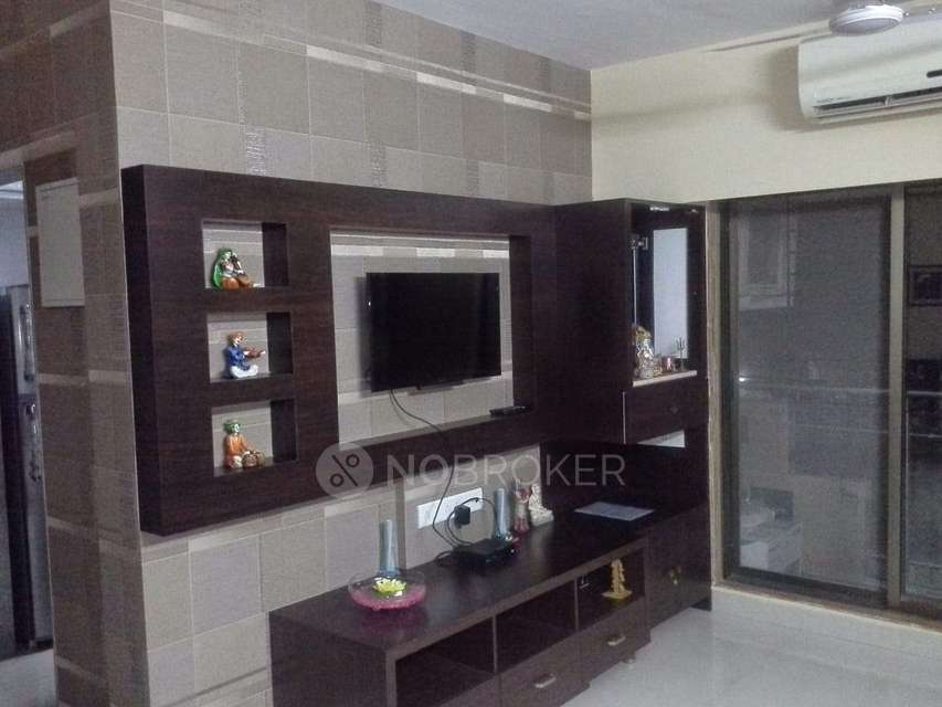 2 BHK Flat In Mangalmay Tower For Sale  In Kandivli 