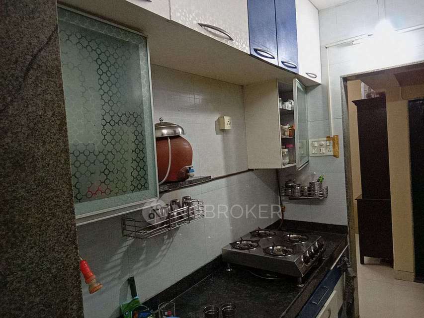 2 BHK Flat In Mangalmay Tower For Sale  In Kandivli 