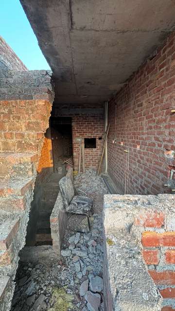 1 RK House For Sale  In Wazirabad