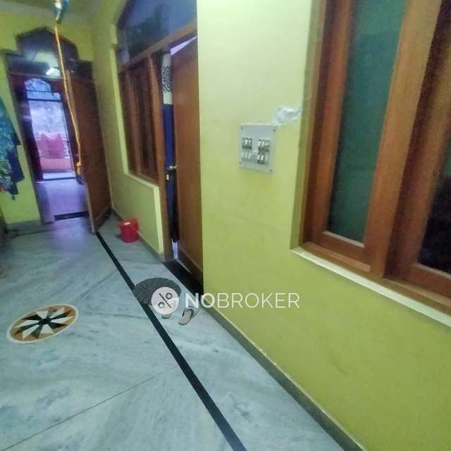 1 BHK House for Rent  In Tis Hazari