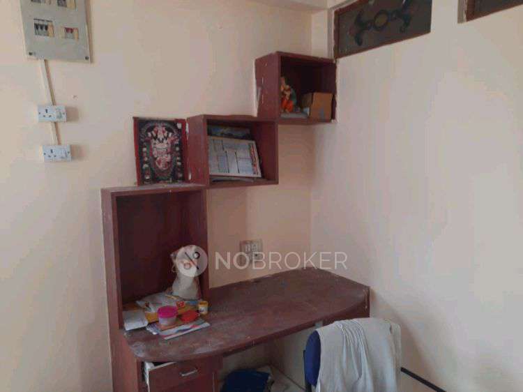 2 BHK Flat In Gulmohar Gardens By Modi Builders for Rent  In Mallapur