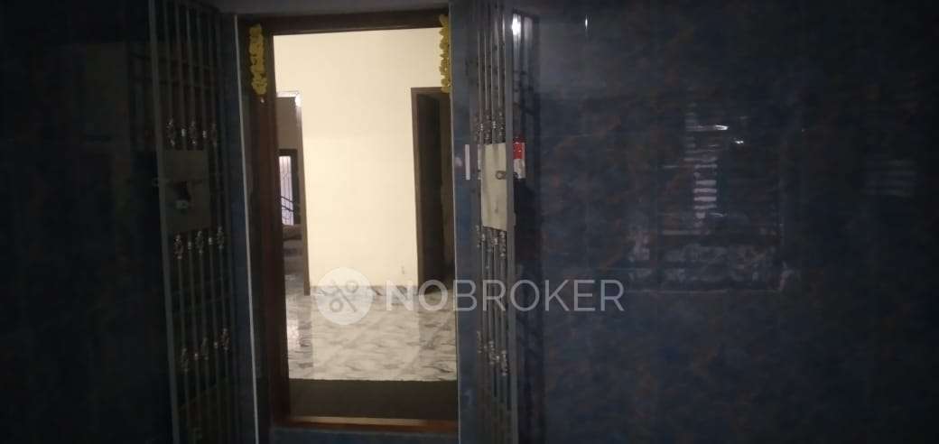 PG for Girls in Mogappair