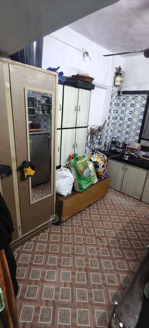 1 RK Flat In Shree Vijapur Chs For Sale  In Kandivali East