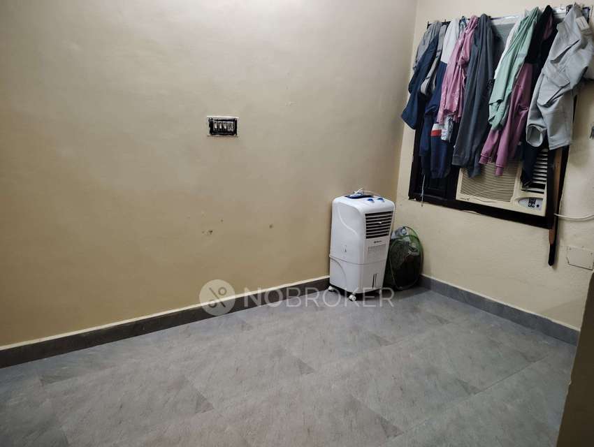 2 BHK Flat In Jaisuya Apartments For Sale  In Kodambakkam