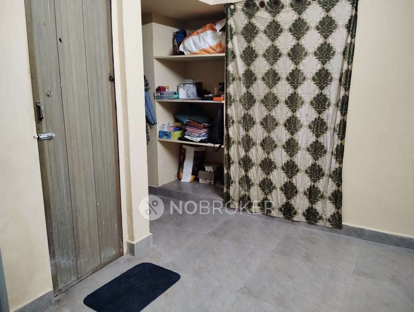 2 BHK Flat In Jaisuya Apartments For Sale  In Kodambakkam