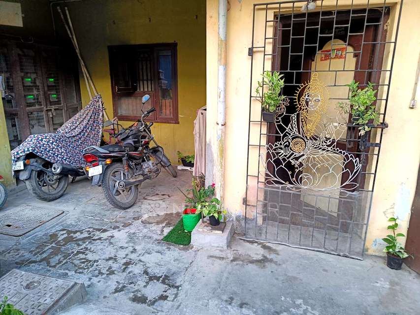 2 BHK Flat In Jaisuya Apartments For Sale  In Kodambakkam