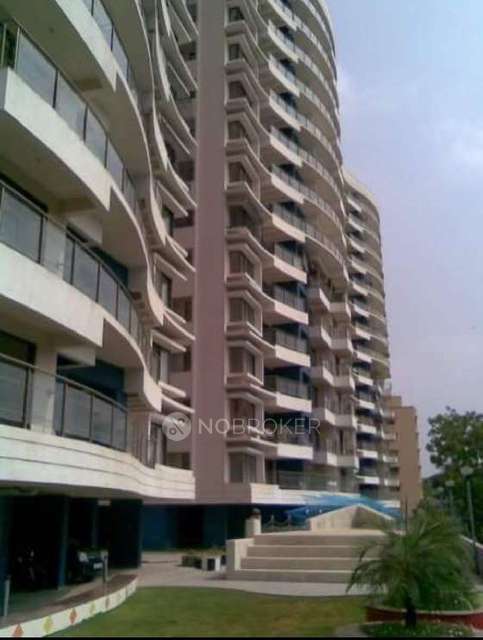3 BHK Flat In Benchmark Silver Leaf For Sale  In Kandivali East