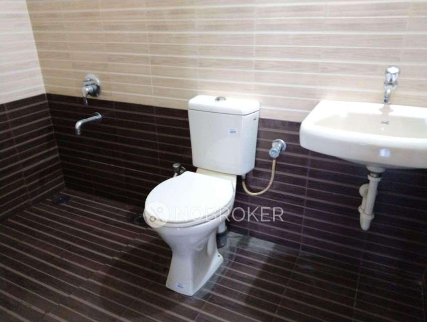 2 BHK Flat In Kumar Palmcrest, Kondhwa Budruk  For Sale  In Kondhwa Budruk