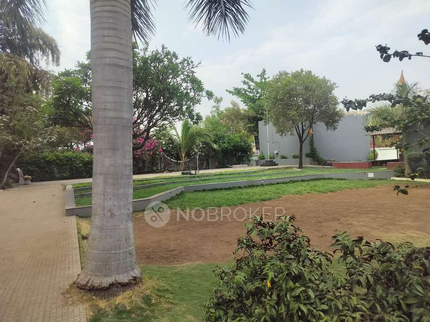 2 BHK Flat In Kumar Palmcrest, Kondhwa Budruk  For Sale  In Kondhwa Budruk