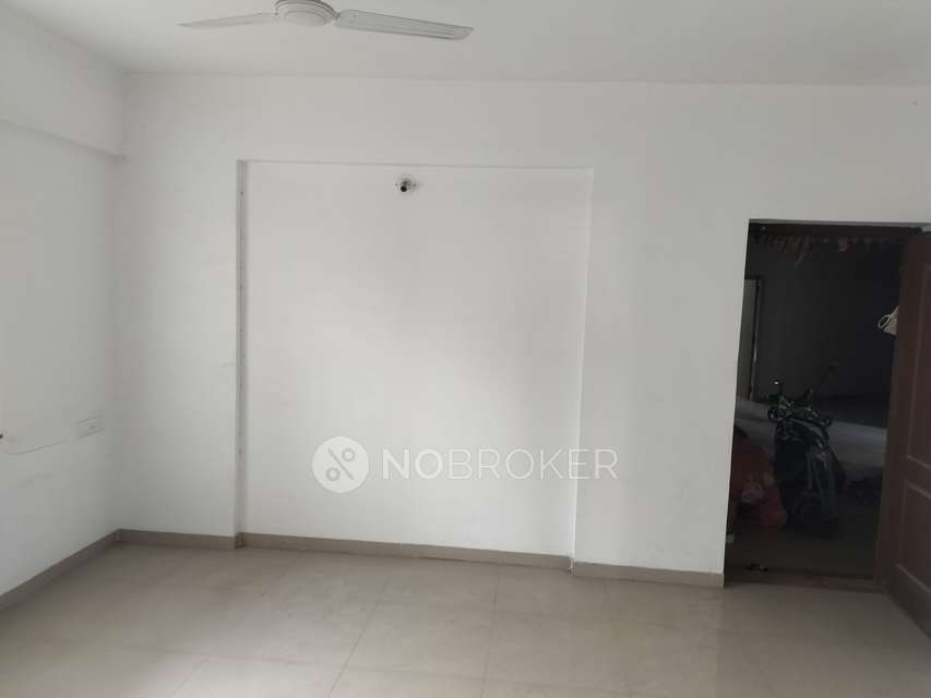 2 BHK Flat In Kumar Palmcrest, Kondhwa Budruk  For Sale  In Kondhwa Budruk