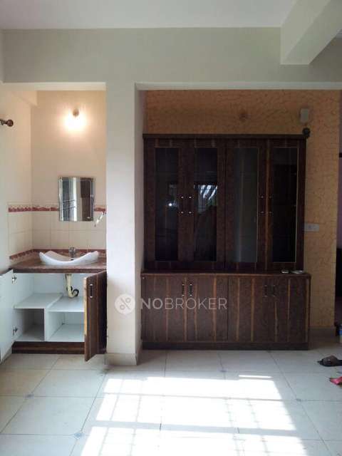 2 BHK Flat In Arya Krishna Apartment, Kodigehalli For Sale  In Kodigehalli