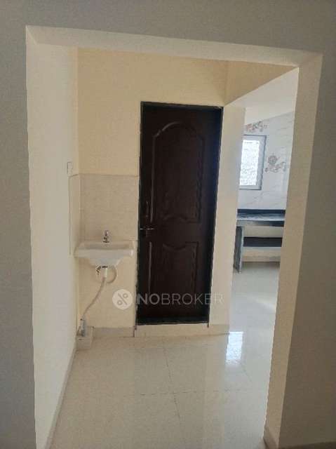 1 RK House for Rent  In Mwm7+j2w, Maharashtra 412105, India