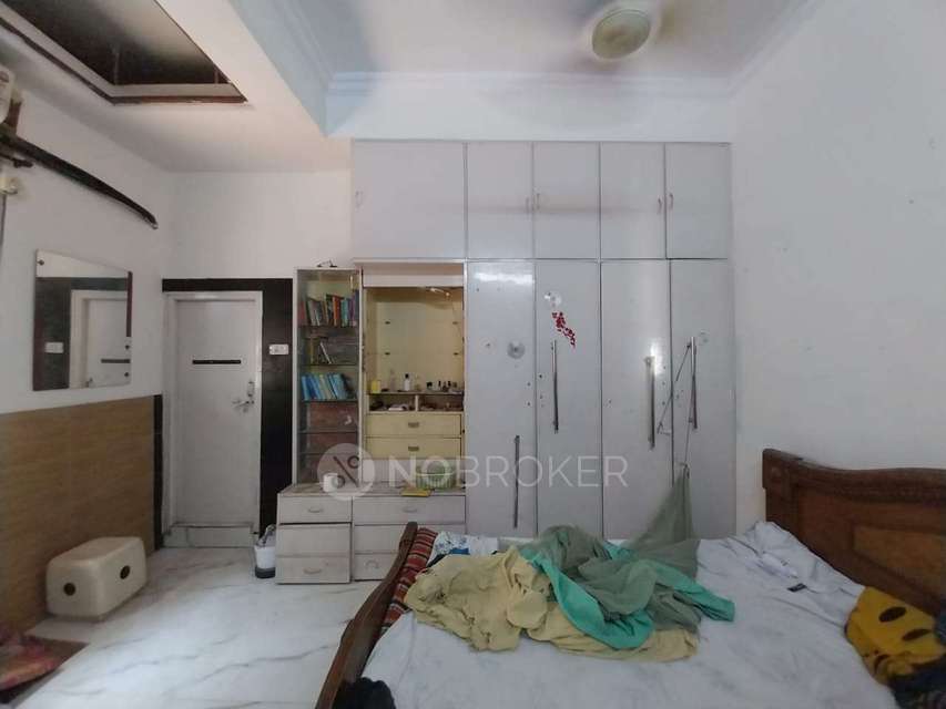 3 BHK Flat In Capri Towers For Sale  In Banjara Hills
