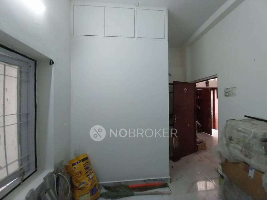 3 BHK Flat In Capri Towers For Sale  In Banjara Hills