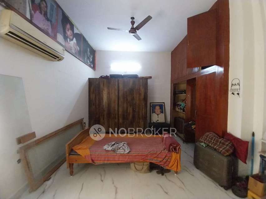 3 BHK Flat In Capri Towers For Sale  In Banjara Hills