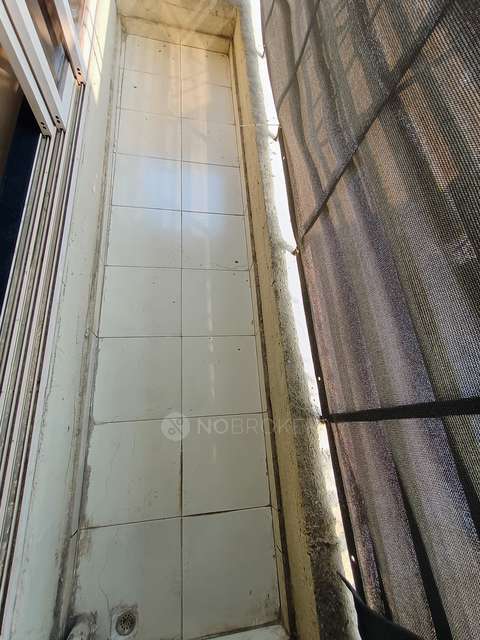 2 BHK Flat In Bhoomi Legend For Sale  In Kandivali East