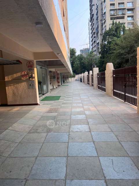 2 BHK Flat In Dream For Sale  In Kandivali West