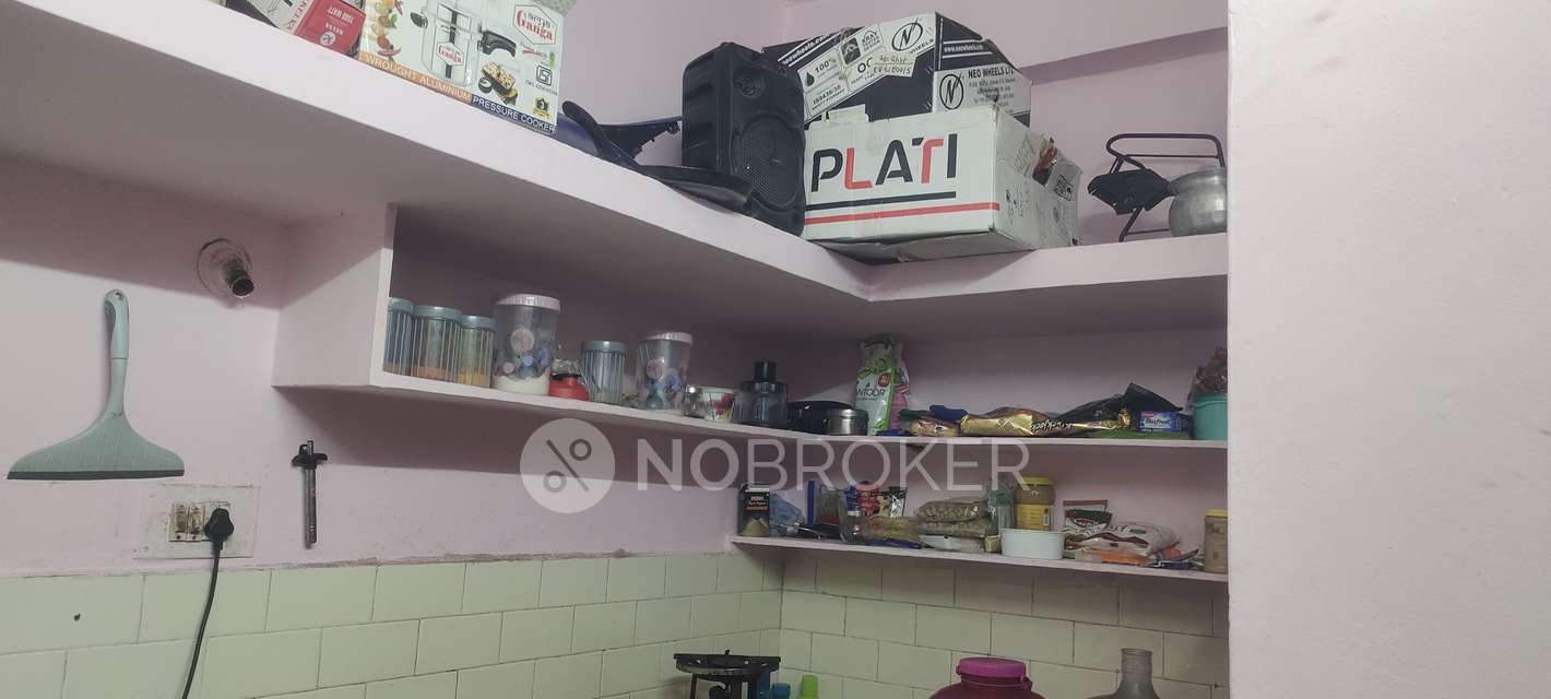 2 BHK Flat In Mohamood Apartment  For Sale  In Yousufguda